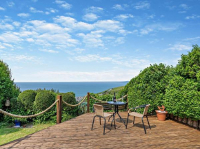 1 Bed in Whitsand Bay 37261